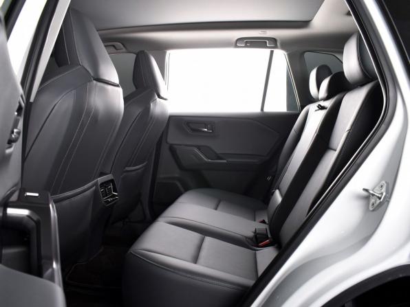 Toyota RAV4 VI (XA60) с пробегом 2026 года, цена 4 149 995 рублей, 16 км, внедорожник, Автокод Объявления