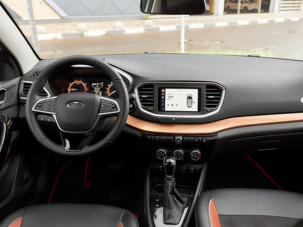 Lada (ВАЗ) Vesta I Рестайлинг (NG) с пробегом 2024 года, цена 1 548 000 рублей, 57628 км, универсал, Автокод Объявления