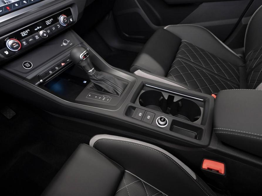 Audi Q3 II (F3) Москва  - изображение 13