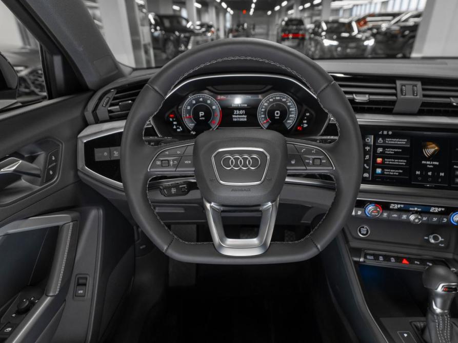 Audi Q3 II (F3) Москва  - изображение 11