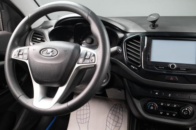 Lada (ВАЗ) Vesta I с пробегом 2018 года, цена 899 000 рублей, 154000 км, седан, Автокод Объявления