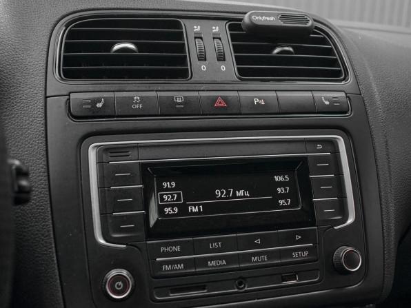 Volkswagen Polo V Рестайлинг с пробегом 2016 года, цена 1 050 000 рублей, 193526 км, седан, Автокод Объявления