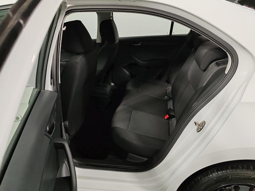 Skoda Rapid I Москва  - изображение 14