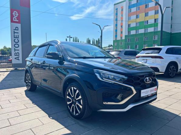 Lada (ВАЗ) Vesta I Рестайлинг (NG) с пробегом 2024 года, цена 1 565 100 рублей, 29252 км, седан, Автокод Объявления