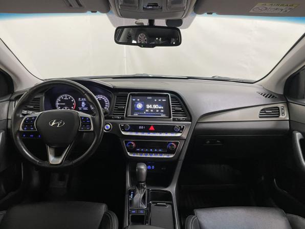 Hyundai Sonata VII (LF) Рестайлинг с пробегом 2019 года, цена 1 850 000 рублей, 134679 км, седан, Автокод Объявления