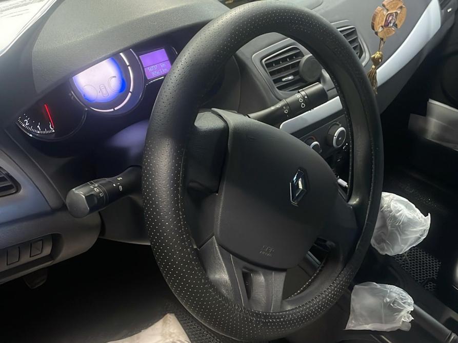 Renault Fluence I Рестайлинг Санкт-Петербург  - изображение 8