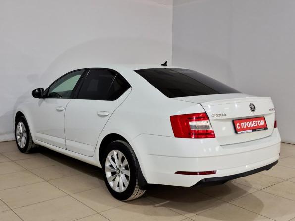 Skoda Octavia III (A7) Рестайлинг с пробегом 2017 года, цена 1 570 000 рублей, 71300 км, лифтбек, Автокод Объявления
