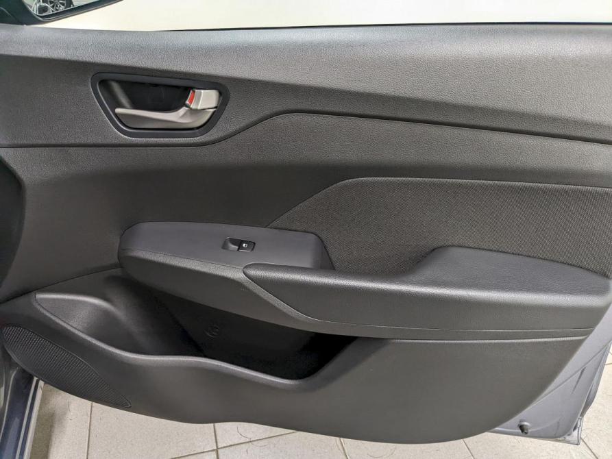 Hyundai Solaris II Москва  - изображение 18