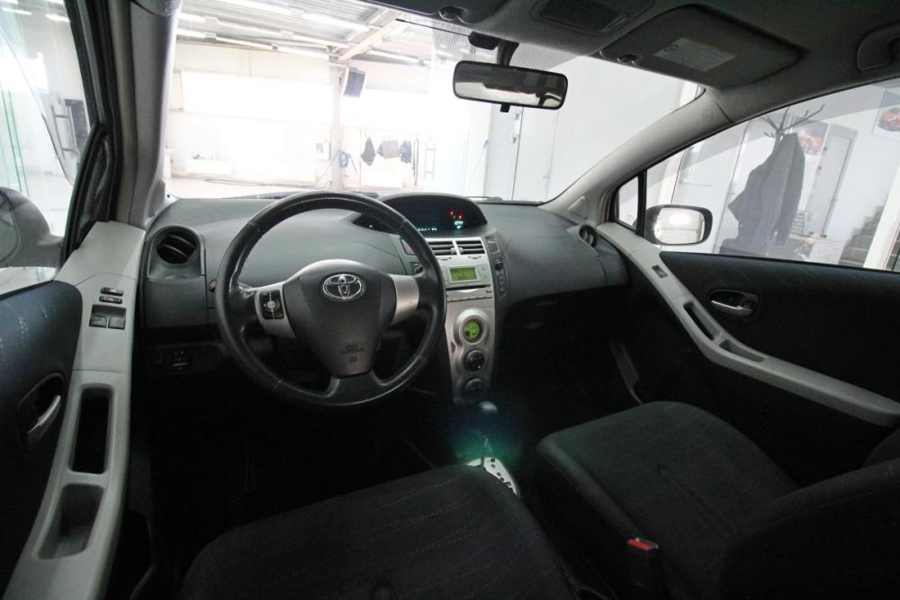 Toyota Yaris II Сургут  - изображение 15