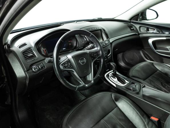 Opel Insignia I Рестайлинг с пробегом 2013 года, цена 1 099 585 рублей, 140466 км, седан, Автокод Объявления