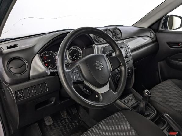 Suzuki Vitara II с пробегом 2016 года, цена 1 325 000 рублей, 178000 км, внедорожник, Автокод Объявления