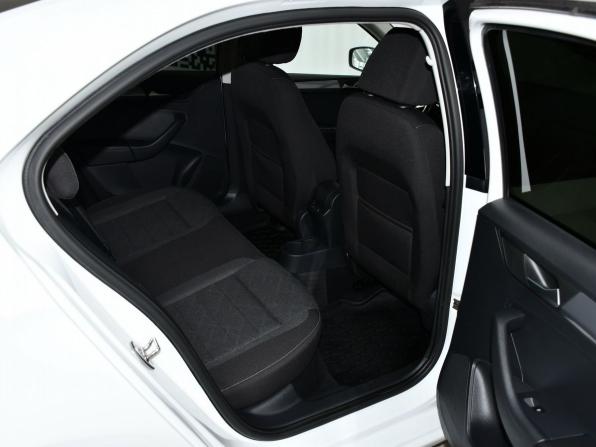 Volkswagen Polo VI с пробегом 2021 года, цена 1 627 000 рублей, 75747 км, лифтбек, Автокод Объявления