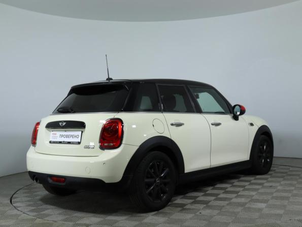 Mini Hatch III (F55/F56) с пробегом 2017 года, цена 1 800 000 рублей, 81000 км, хэтчбек, Автокод Объявления