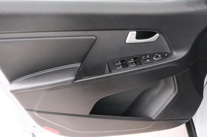Kia Sportage III с пробегом 2013 года, цена 1 349 000 рублей, 178000 км, внедорожник, Автокод Объявления