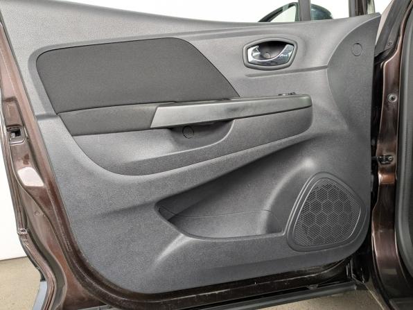 Renault Kaptur I с пробегом 2019 года, цена 1 350 000 рублей, 107943 км, внедорожник, Автокод Объявления