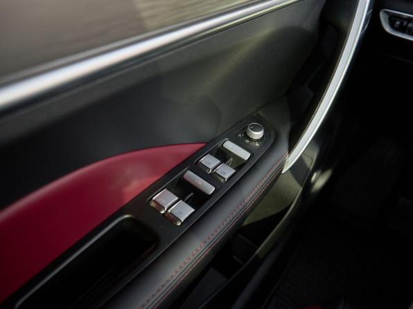 Geely Coolray I с пробегом 2023 года, цена 1 980 000 рублей, 43246 км, внедорожник, Автокод Объявления