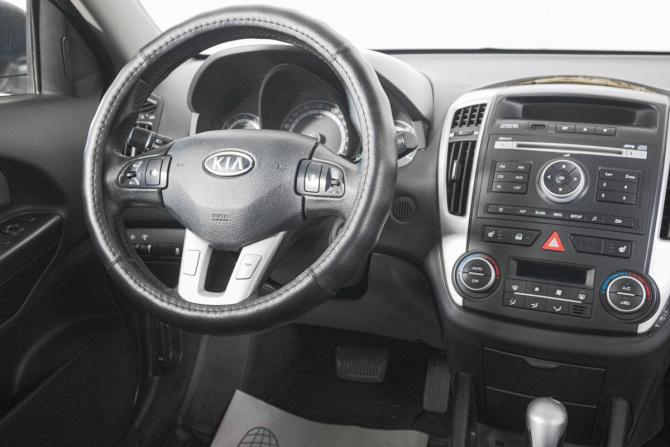 Kia Ceed I Рестайлинг с пробегом 2011 года, цена 819 000 рублей, 342000 км, хэтчбек, Автокод Объявления