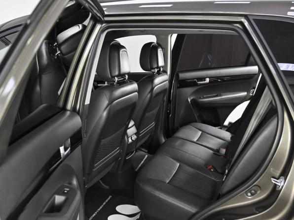 Kia Sorento II Рестайлинг с пробегом 2014 года, цена 1 549 000 рублей, 217000 км, внедорожник, Автокод Объявления