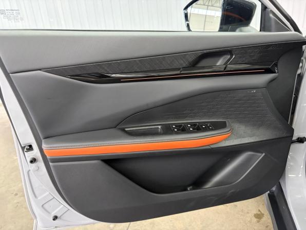 Changan UNI-V I с пробегом 2024 года, цена 2 477 000 рублей, 9044 км, лифтбек, Автокод Объявления