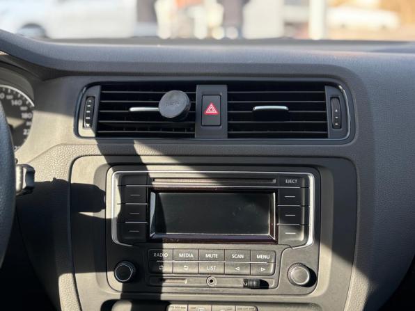 Volkswagen Jetta VI Рестайлинг с пробегом 2014 года, цена 1 150 000 рублей, 108679 км, седан, Автокод Объявления