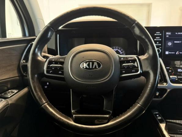 Kia Sorento IV с пробегом 2021 года, цена 2 800 000 рублей, 103430 км, внедорожник, Автокод Объявления
