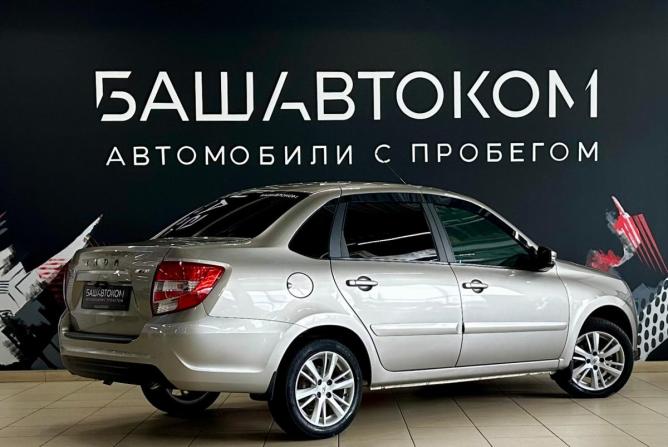 Lada (ВАЗ) Granta I Рестайлинг с пробегом 2019 года, цена 720 000 рублей, 63366 км, седан, Автокод Объявления