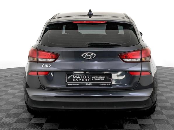 Hyundai i30 III Рестайлинг 2 с пробегом 2022 года, цена 1 820 000 рублей, 103890 км, универсал, Автокод Объявления