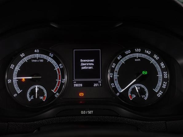 Skoda Karoq I с пробегом 2022 года, цена 2 380 000 рублей, 39039 км, внедорожник, Автокод Объявления