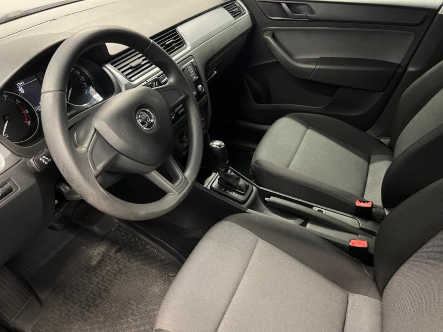 Skoda Rapid I Санкт-Петербург  - изображение 9