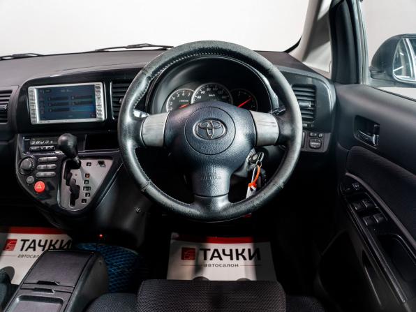 Toyota Wish I с пробегом 2004 года, цена 825 000 рублей, 299999 км, компактвэн, Автокод Объявления
