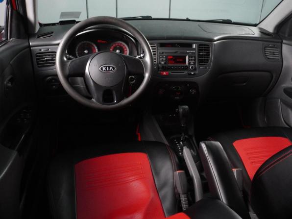 Kia Rio II Рестайлинг с пробегом 2011 года, цена 729 000 рублей, 219397 км, седан, Автокод Объявления