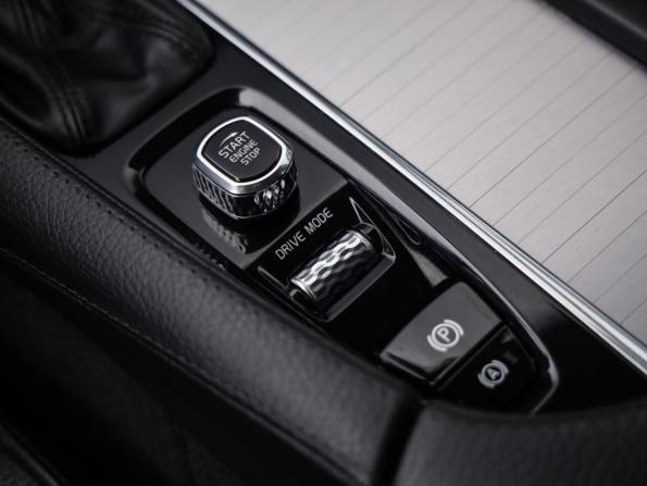 Volvo XC90 II с пробегом 2019 года, цена 4 199 000 рублей, 99006 км, внедорожник, Автокод Объявления