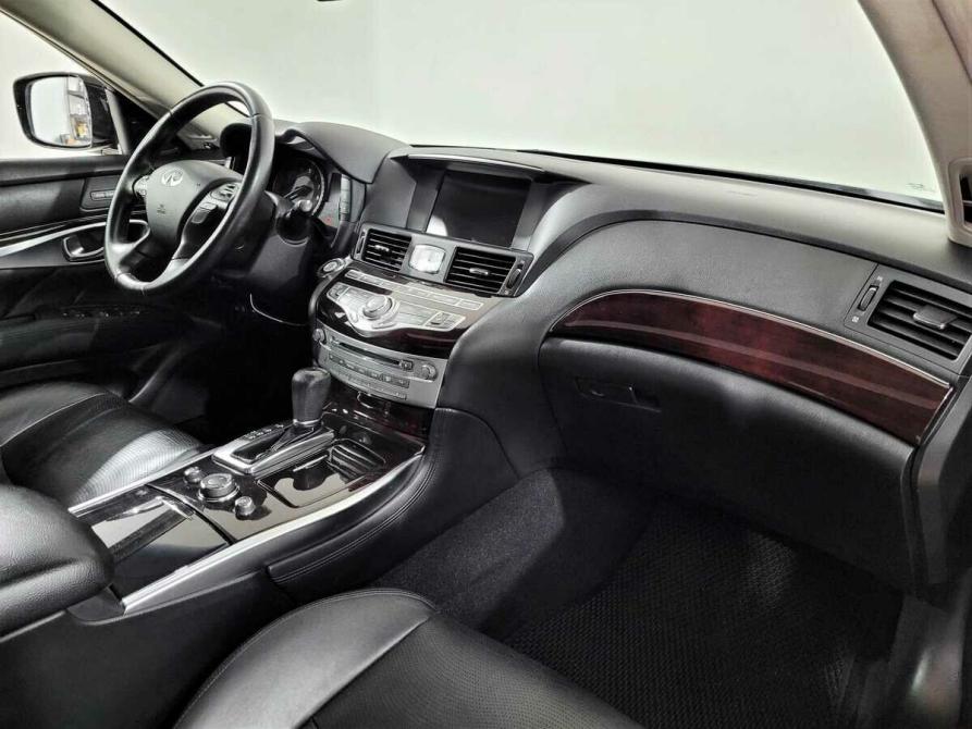 Infiniti M IV Москва  - изображение 12