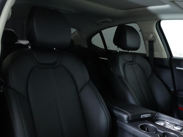 Genesis G70 I Рестайлинг с пробегом 2022 года, цена 3 640 000 рублей, 67998 км, седан, Автокод Объявления