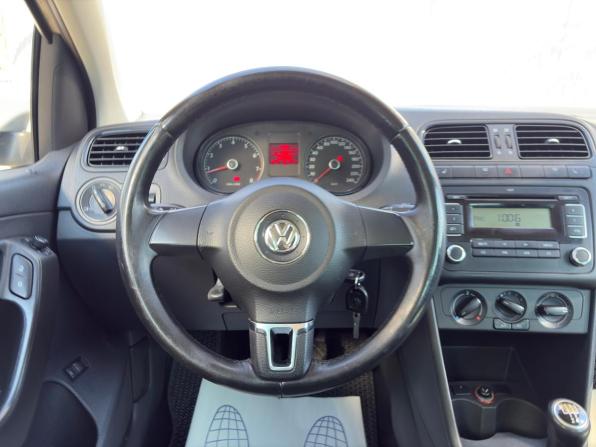Volkswagen Polo V с пробегом 2011 года, цена 570 000 рублей, 235856 км, седан, Автокод Объявления