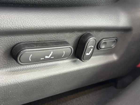 Hyundai Santa Fe II Рестайлинг с пробегом 2011 года, цена 1 290 000 рублей, 271080 км, внедорожник, Автокод Объявления
