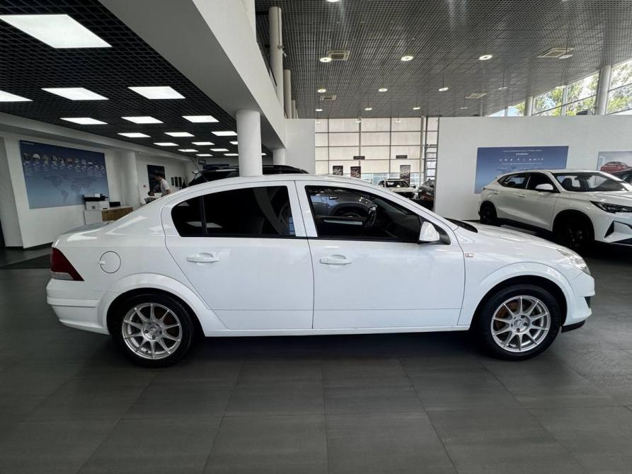 Opel Astra H Рестайлинг Ростов-на-Дону  - изображение 4
