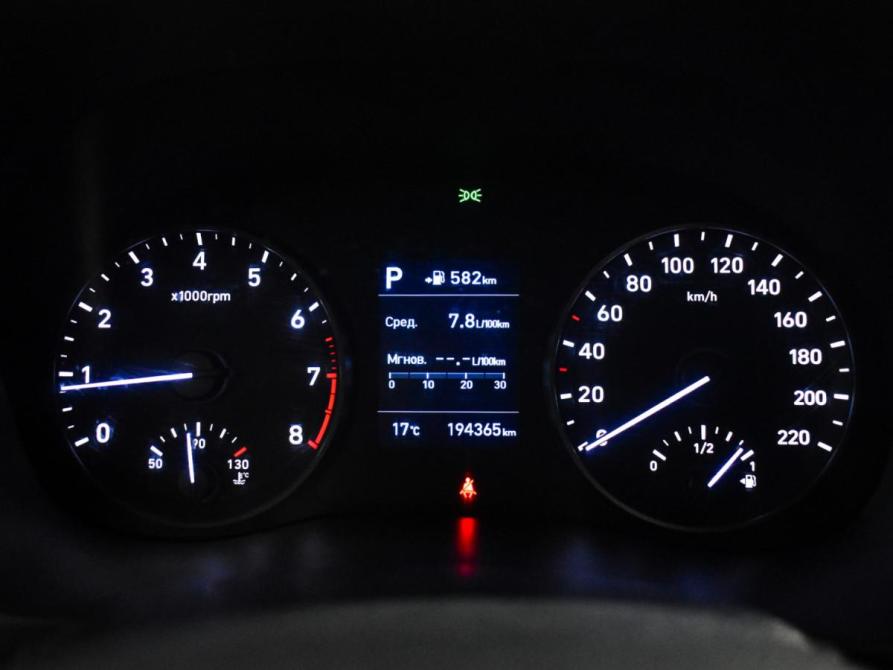Hyundai Solaris II Санкт-Петербург  - изображение 19