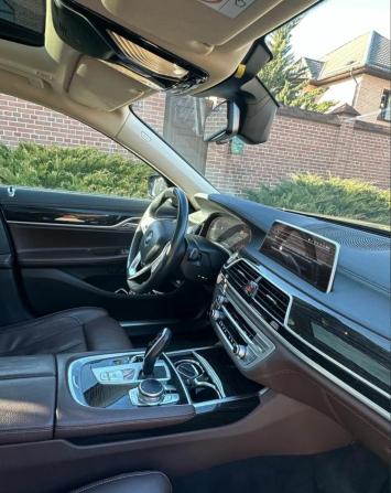 BMW 7 серии VI (G11/G12) Рестайлинг с пробегом 2019 года, цена 5 555 555 рублей, 200000 км, седан, Автокод Объявления