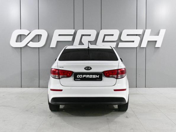 Kia Rio III Рестайлинг с пробегом 2016 года, цена 1 154 000 рублей, 216559 км, седан, Автокод Объявления