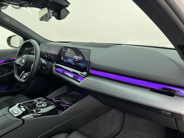 BMW 5 серии VIII (G60/G61/G68) с пробегом 2023 года, цена 8 190 000 рублей, 10316 км, седан, Автокод Объявления