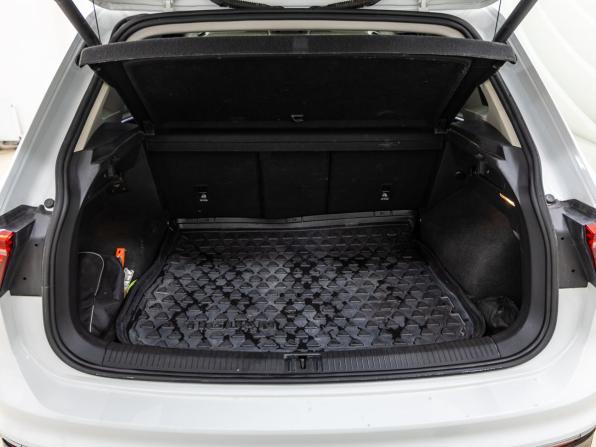 Volkswagen Tiguan II Рестайлинг с пробегом 2021 года, цена 3 250 000 рублей, 83628 км, внедорожник, Автокод Объявления