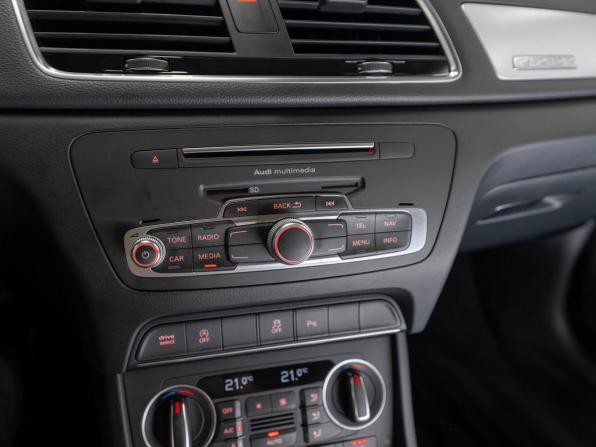 Audi Q3 I (8U) Рестайлинг с пробегом 2016 года, цена 2 330 000 рублей, 106298 км, внедорожник, Автокод Объявления