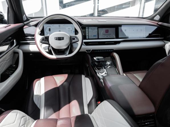 Geely Monjaro I с пробегом 2023 года, цена 3 310 000 рублей, 85354 км, внедорожник, Автокод Объявления