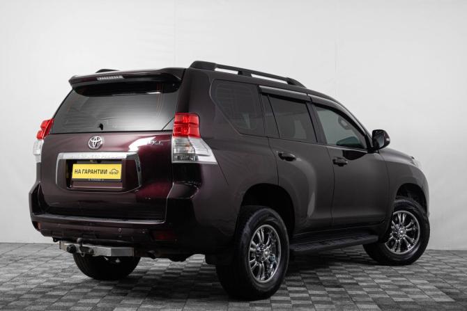 Toyota Land Cruiser Prado 150 Series с пробегом 2011 года, цена 2 299 000 рублей, 301251 км, внедорожник, Автокод Объявления
