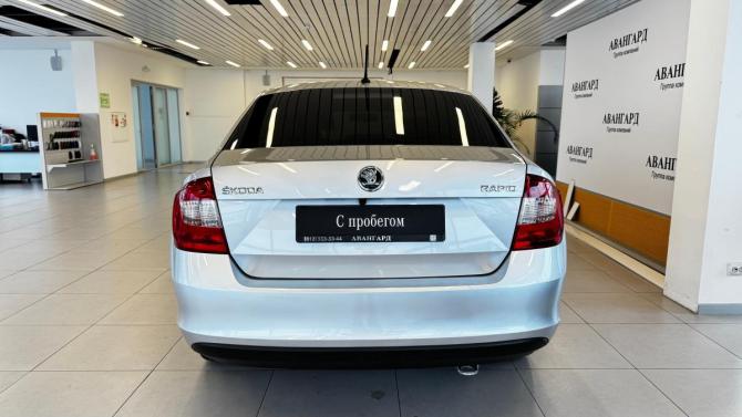 Skoda Rapid I с пробегом 2016 года, цена 1 075 000 рублей, 119884 км, лифтбек, Автокод Объявления