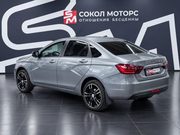 Lada (ВАЗ) Vesta I с пробегом 2018 года, цена 900 000 рублей, 121000 км, седан, Автокод Объявления