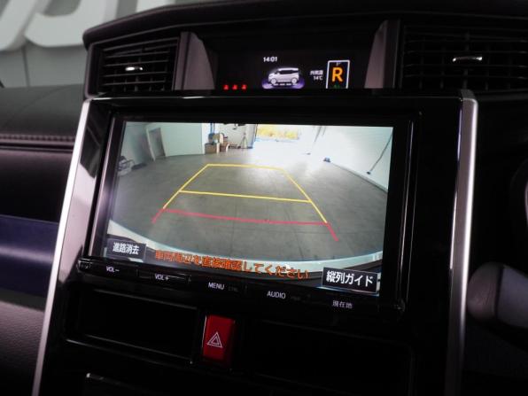 Toyota Roomy I с пробегом 2018 года, цена 1 336 000 рублей, 105674 км, микровэн, Автокод Объявления