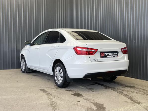 Lada (ВАЗ) Vesta I с пробегом 2017 года, цена 747 000 рублей, 173728 км, седан, Автокод Объявления