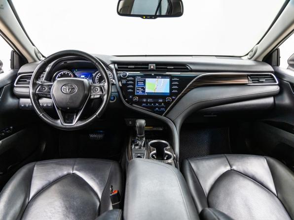 Toyota Camry VIII (XV70) с пробегом 2019 года, цена 2 558 000 рублей, 169062 км, седан, Автокод Объявления